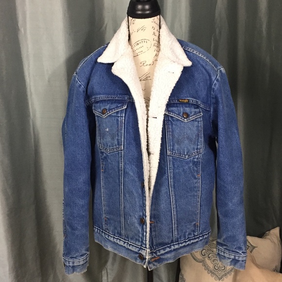 Wrangler Jackets & Blazers - 🎉Vintage🎉 Wrangler Sherpa lined denim coat